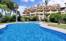 Apto Frente Al Mar Con Piscina